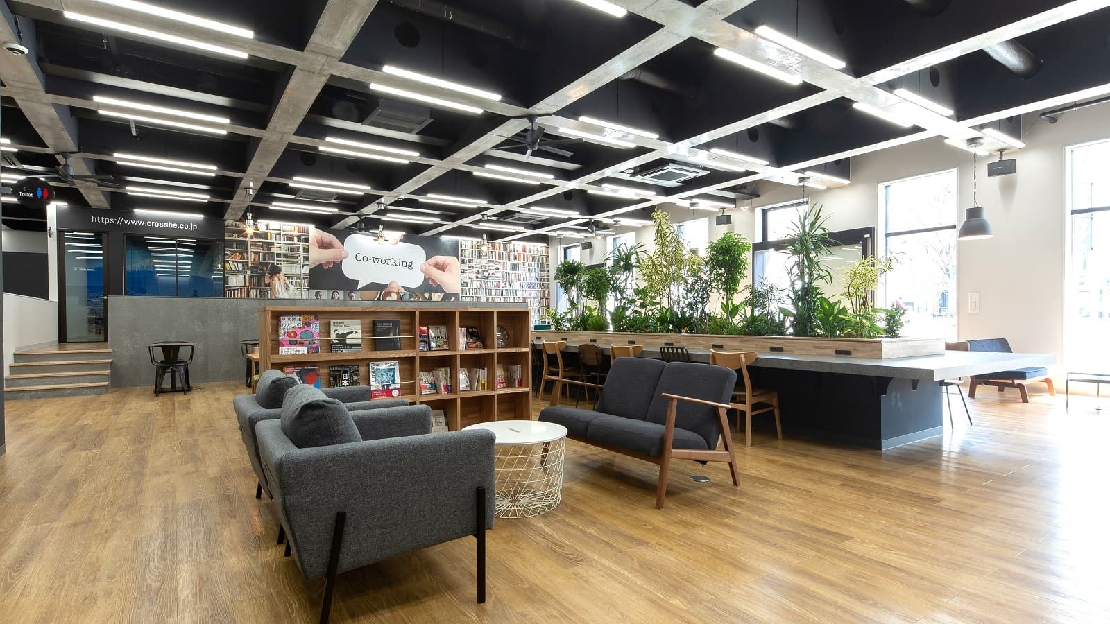 クロスビー(CROSS BE)甲府