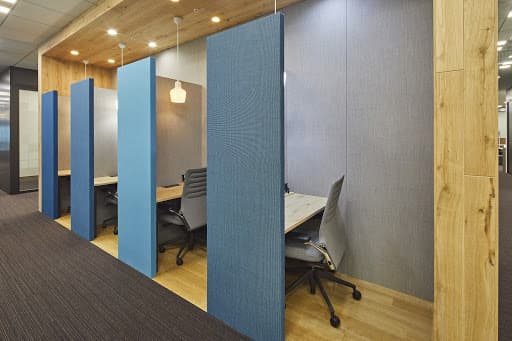 光と香りをカスタマイズできるフォーカスブース