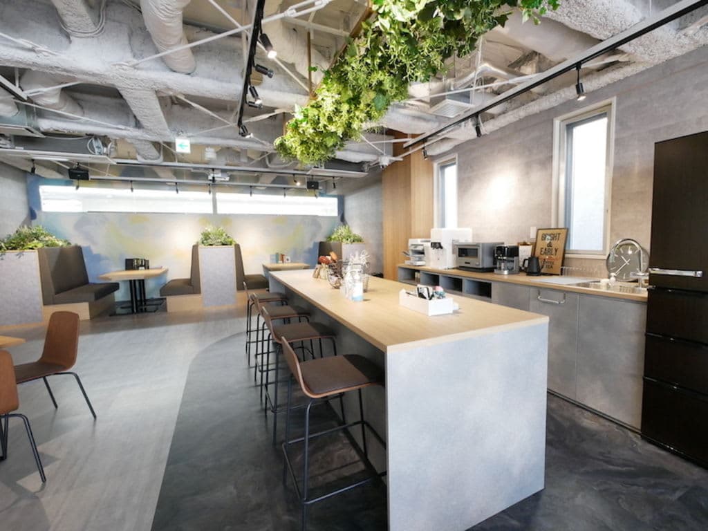 ミッドポイント(MID POINT)横浜関内