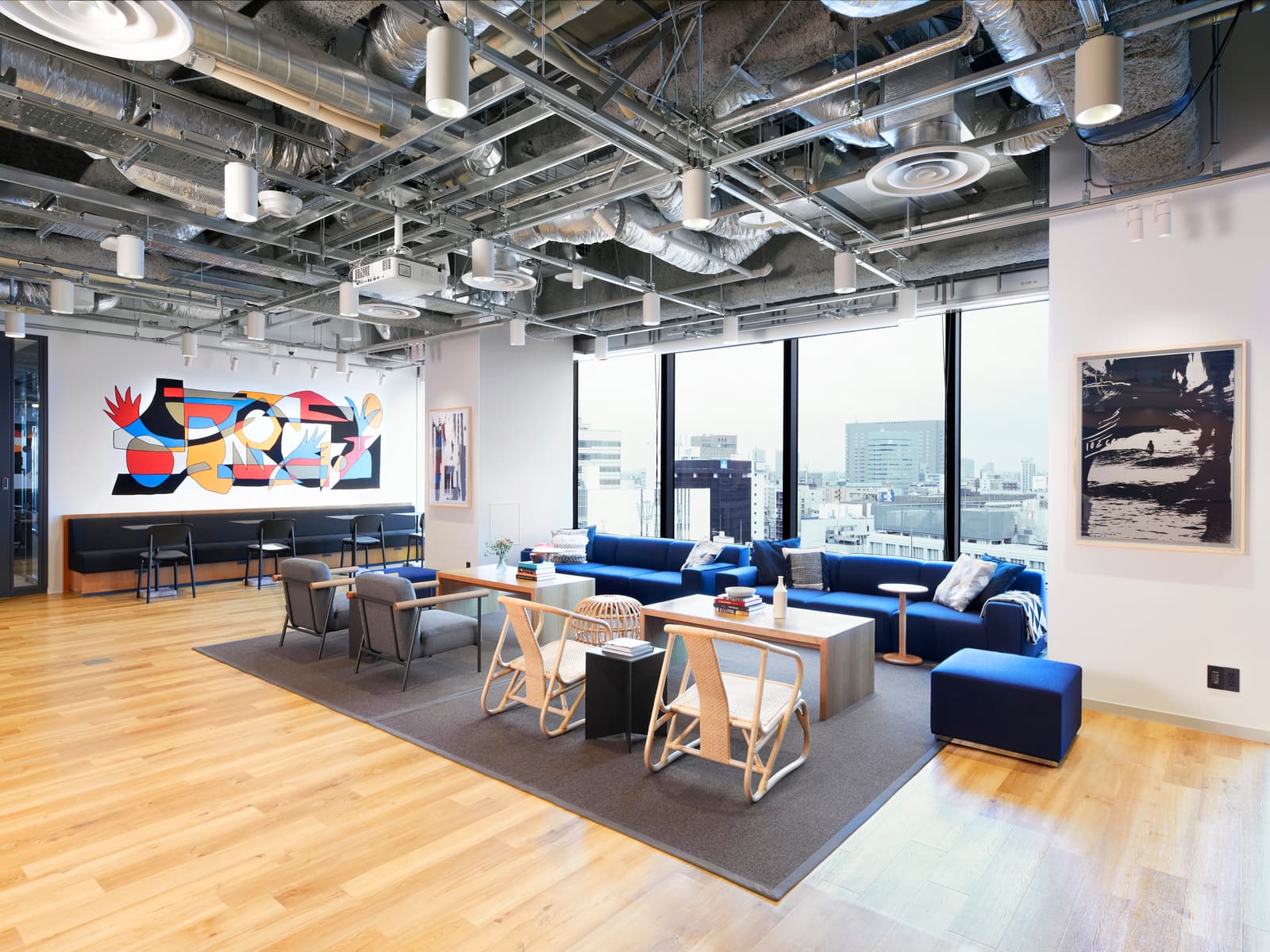 WeWork(ウィーワーク)KABUTO ONE