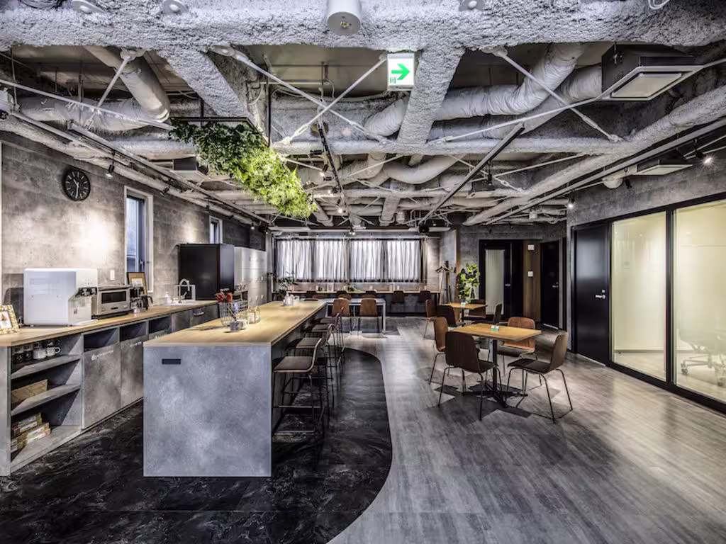 ミッドポイント(MID POINT)横浜関内