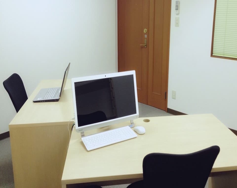 個室_2名様も幅広くご利用いただけるスペースとなっています。