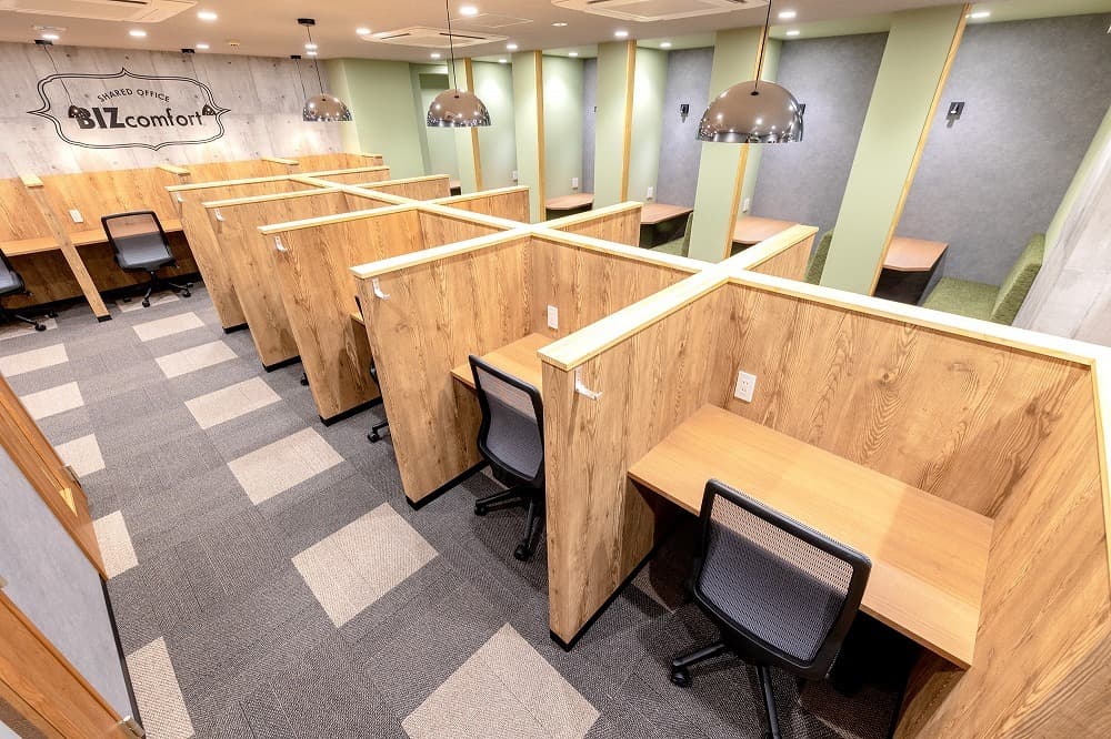 カフェブース お電話・WEB会議OKのフリーデスク