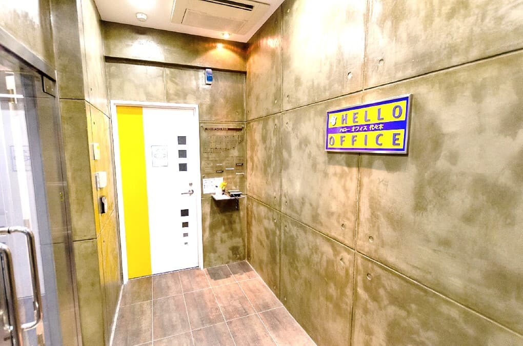 エントランス:24時間機械警備