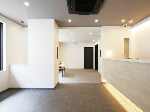 共用部_ラウンジ。コワーキングスペースやブックエリアなどが利用できます。