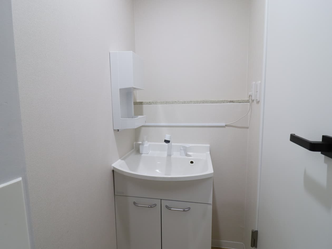 共用部_手洗い場。共用部も24時間利用可能です。
