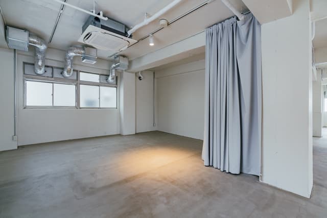 ④3F_200㎡台のワンフロアオフィス区画④