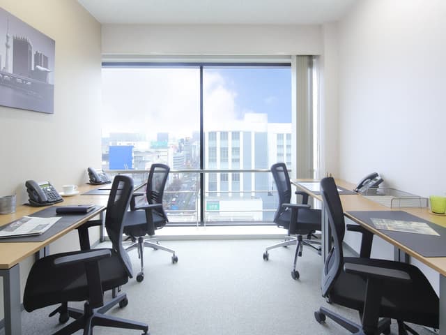 個室_採光・景観ともに優れた窓付きの個室も用意してあります。