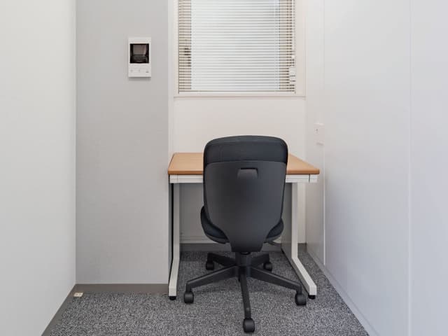 個室_全お部屋に窓が付いている明るいオフィスとなっています。