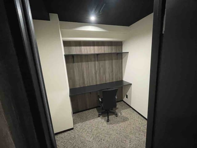 専有部_個室。1~2名の個室を用意しています。