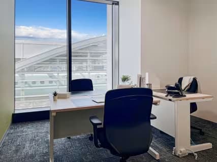 専有部_3名用個室_家具付きのお部屋です__画像はイメージです__Regus