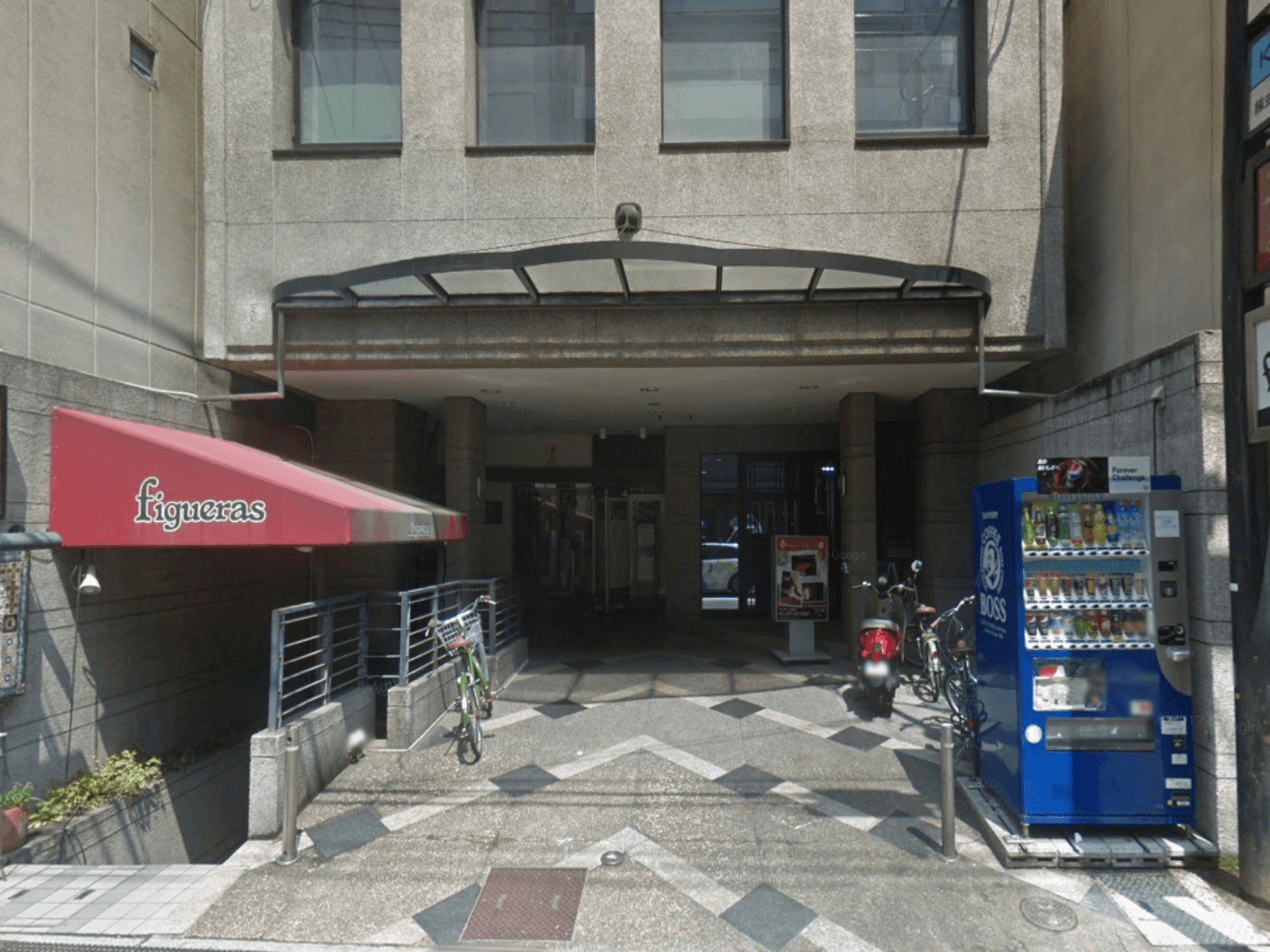 建物外観_烏丸駅から徒歩4分の場所にあるオフィスです。
