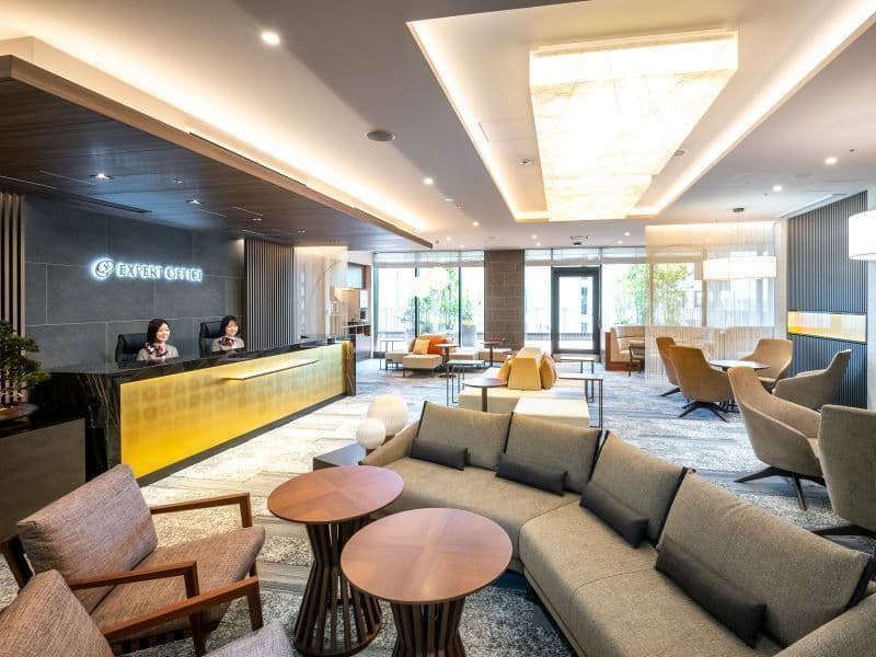 ラウンジ_ハイグレード感溢れるオフィス空間は企業価値アップに繋がります。
