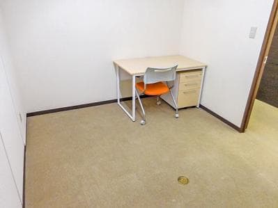 個室_2名個室のイメージです。(参考画像) 広々としています。