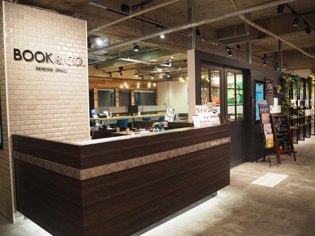 受付_おしゃれな受付でモチベーションが向上します。