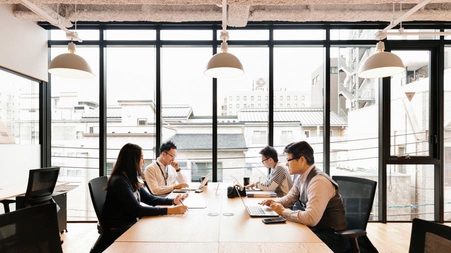 専有部_個室。家具付きのオフィスです。©WeWork※画像はイメージです。