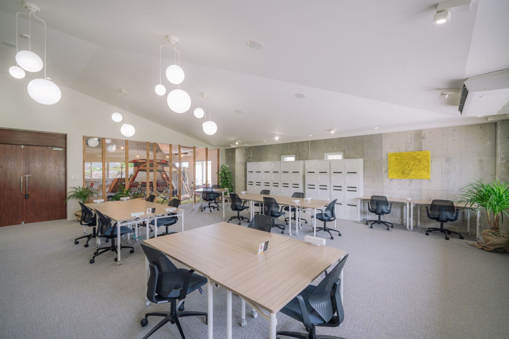 集中ルーム 静かな環境で生産性高くお仕事を