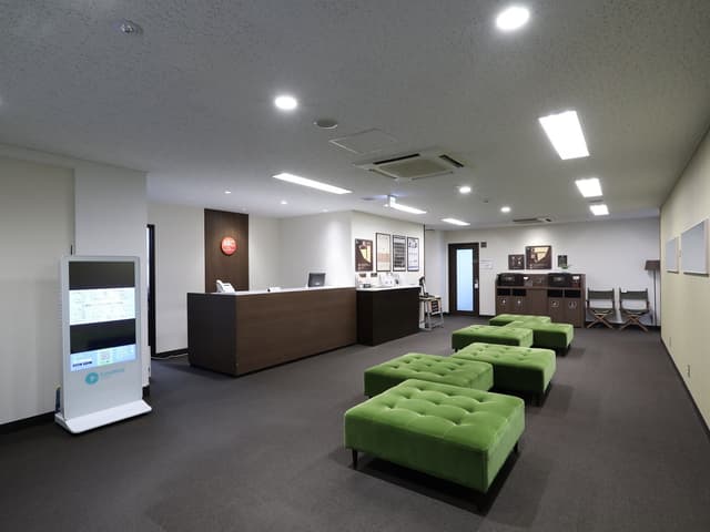 外観_エントランス。レンタルオフィス施設の入り口です。