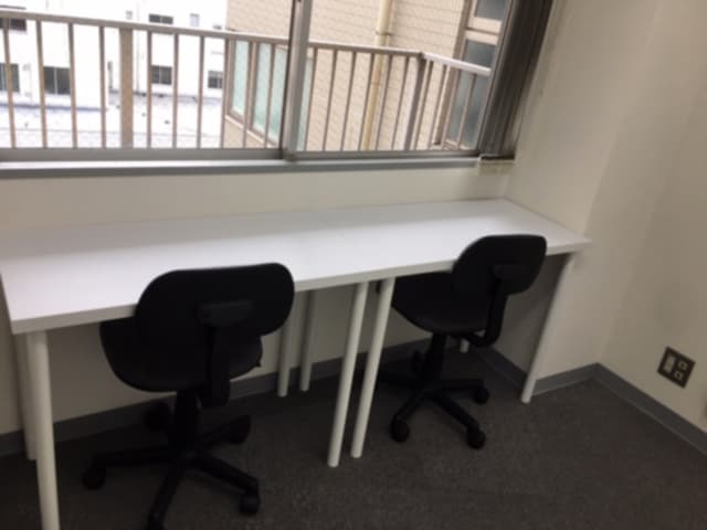 個室_人数に対応した部屋を用意しています。柔軟なご利用が可能です。