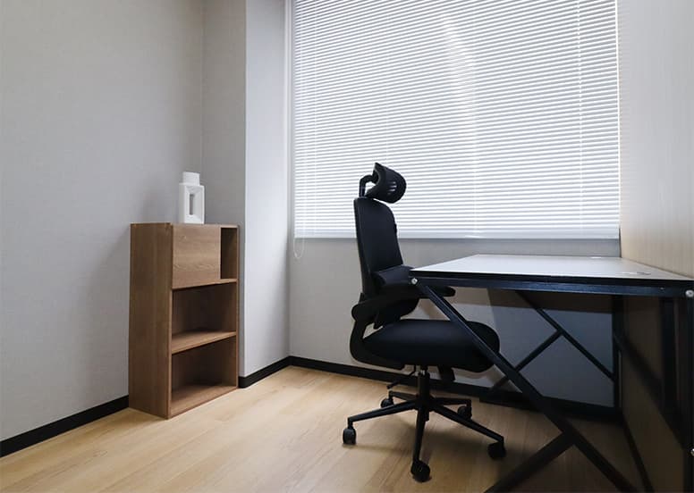 専有部_1~2名用個室。個別空調で快適に過ごせます。