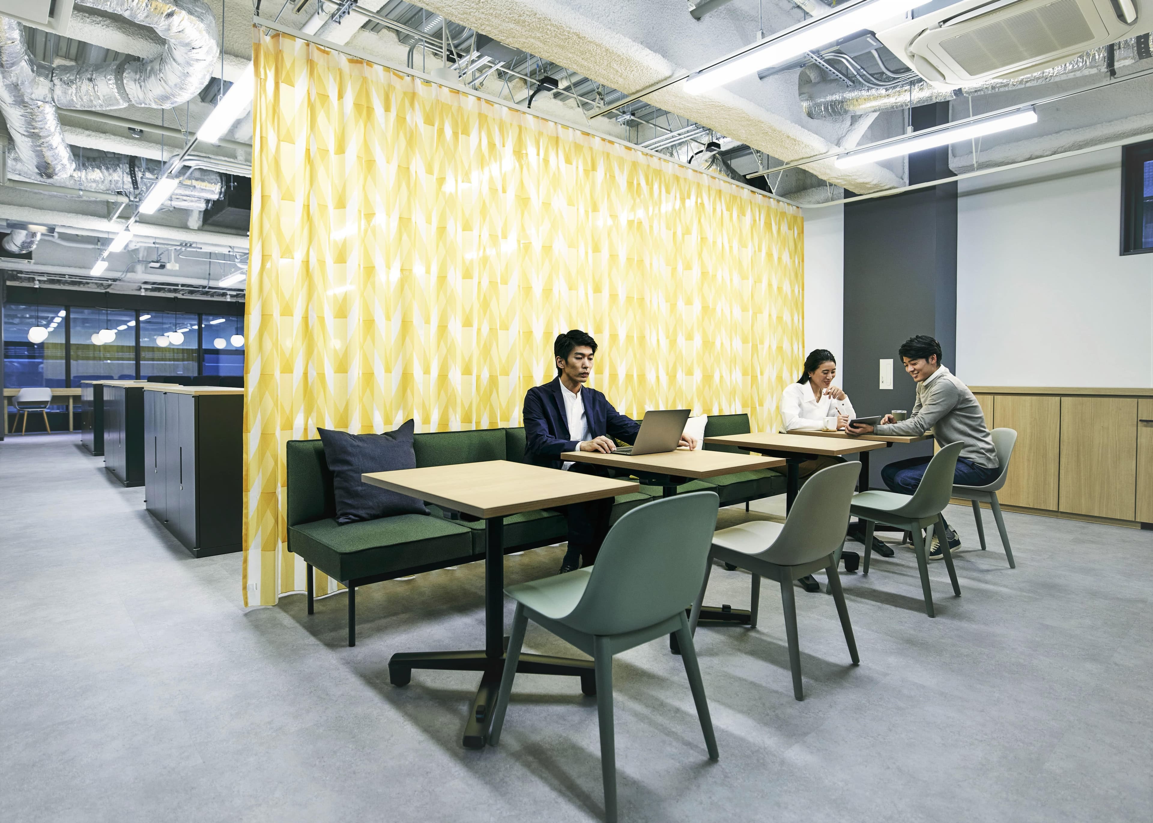 5Fコラボレーションエリア-min