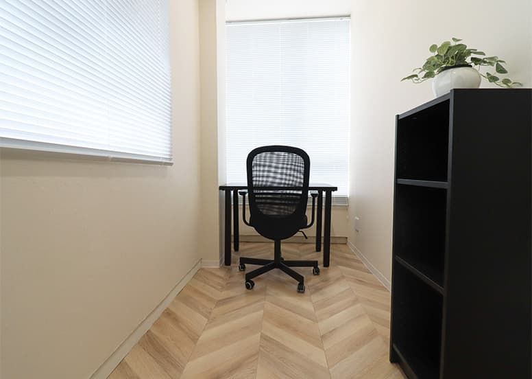 専有部_個室。家具付きです。