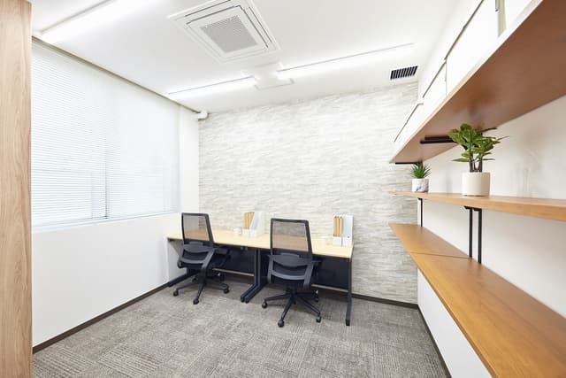 専有部_2名用個室。無料でのWi-Fi利用が可能です。©BIZcomfort