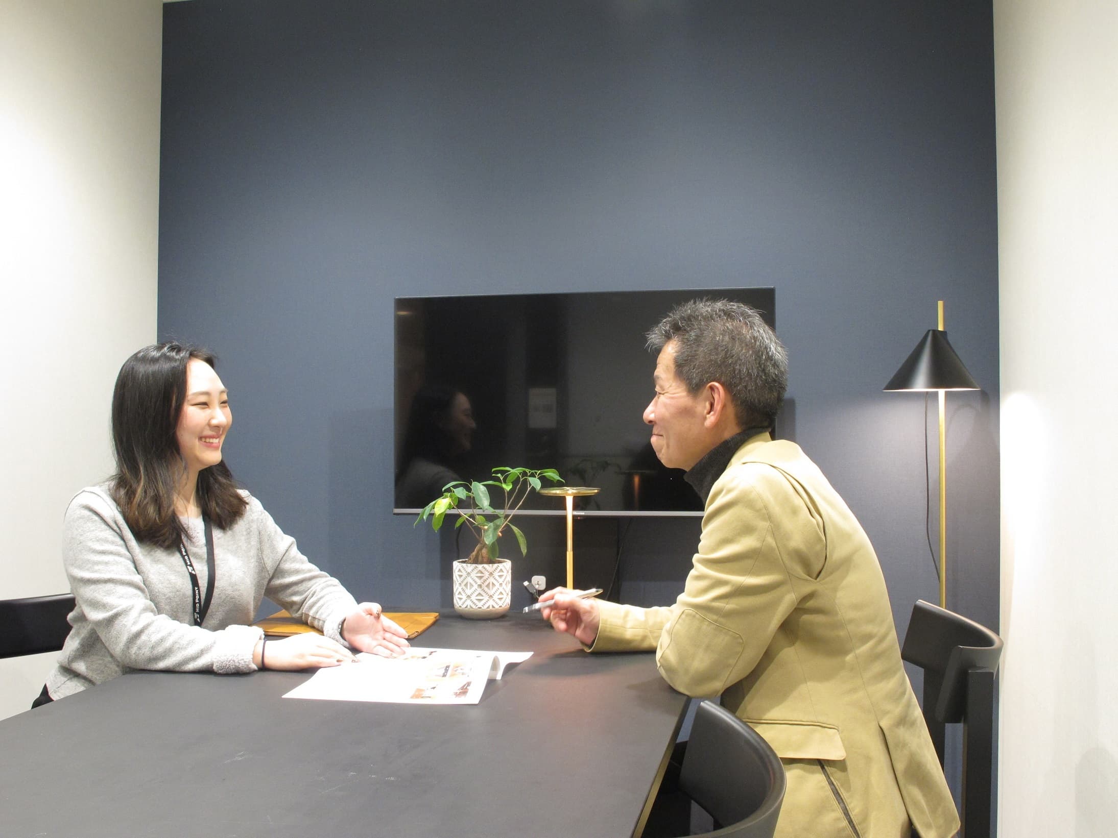 共用部_会議室。完全個室の会議室も用意があります。