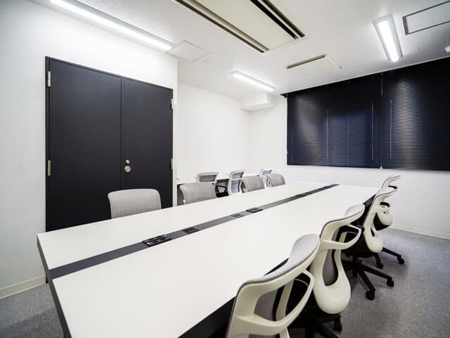 個室_オフィスは24時間利用可能です。