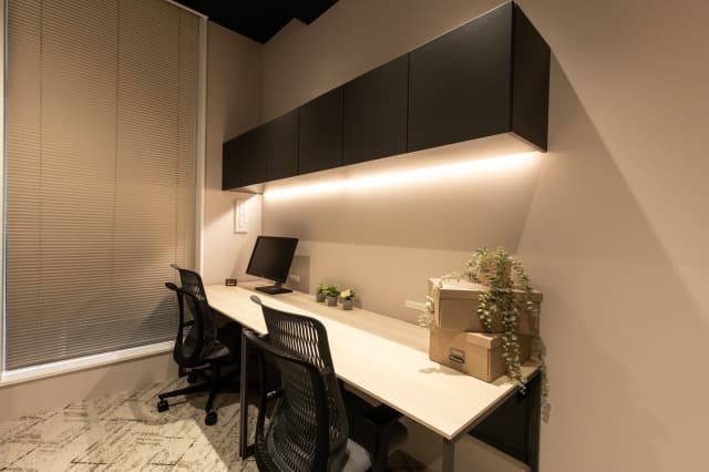 プライベートオフィス