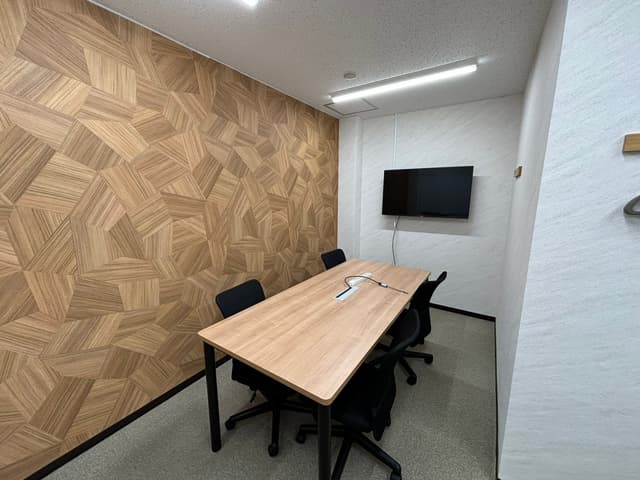 共有部_会議室。(4名用)