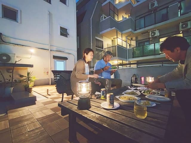 この時期は屋上でのビールが最高!