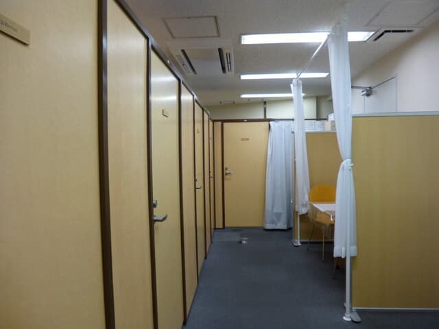 共用部_必要な設備が揃った、シンプルなオフィスとなっています。