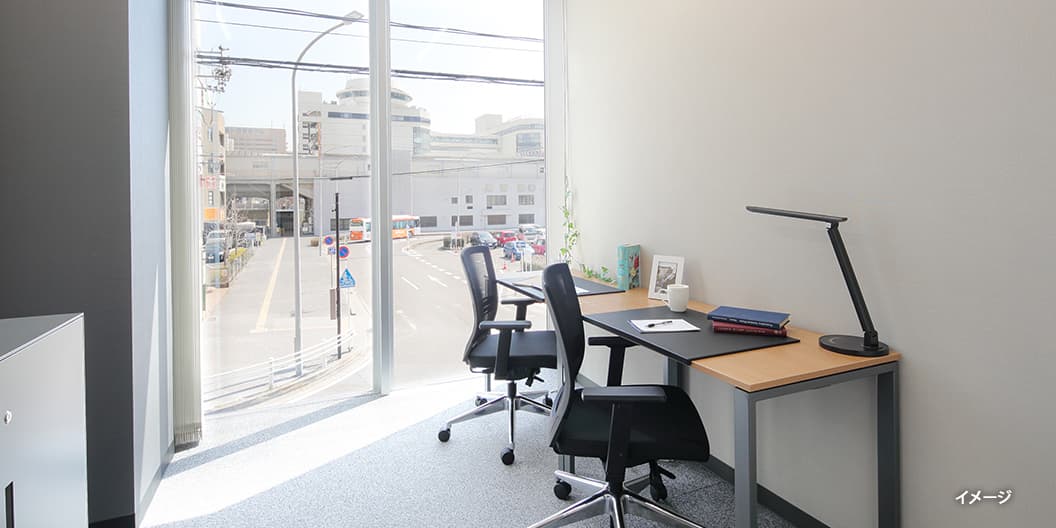 専有部_個室。家具付きです。※画像はイメージです。©Regus
