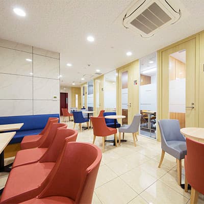 共用部_フリースペース。地下1階にあるフリースペースは自由に利用していただけます。