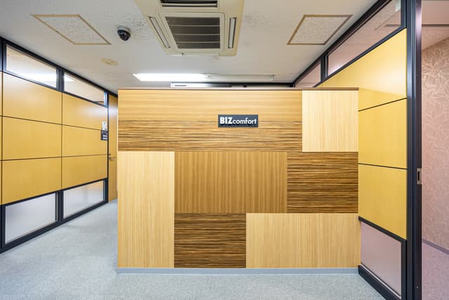 エントランス_設備が整っているためビジネスに集中できます_