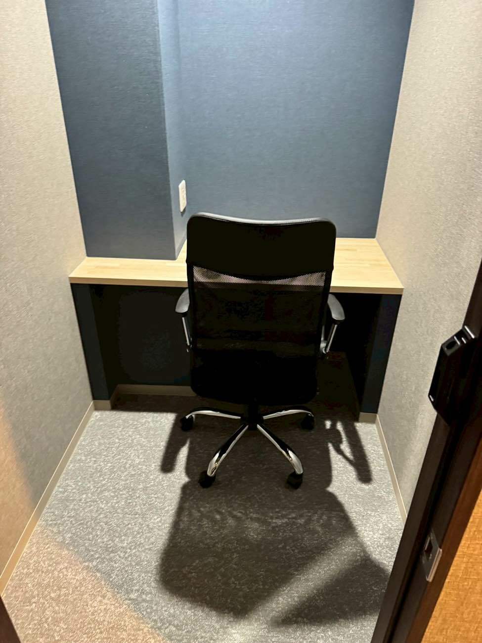 専有部_個室。追加料金なしで登記可能です。