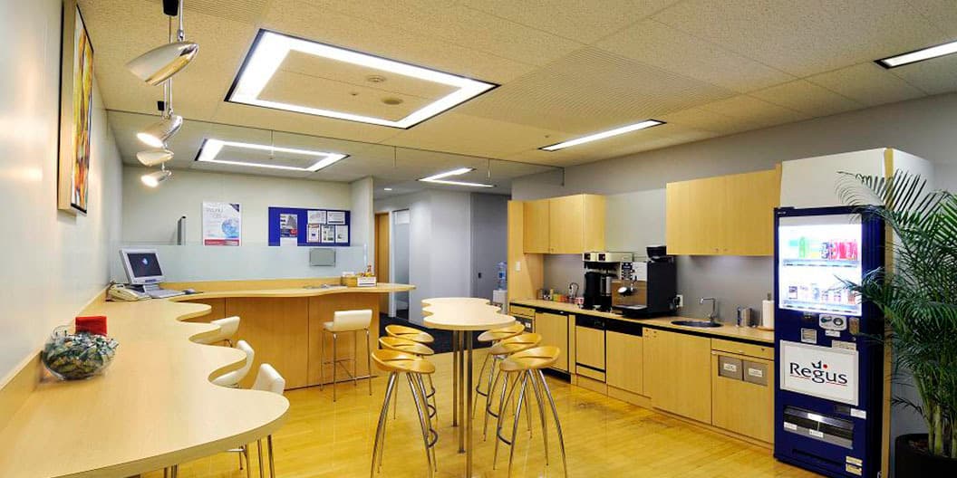 1_Japan_Tokyo_Shinjuku-Park-Tower_Cafe-1