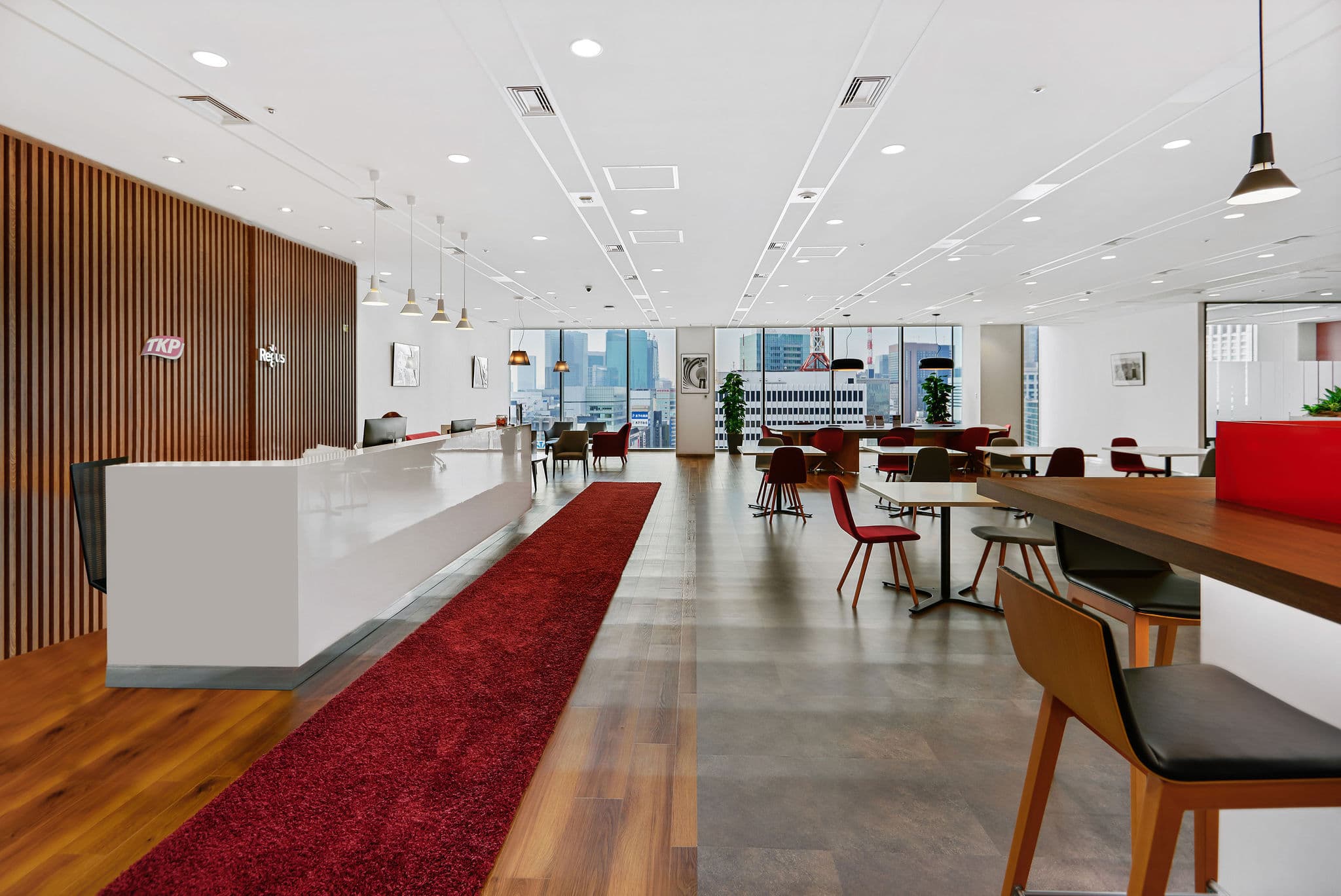 Regus-0410_1