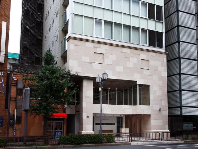 外観_ビル全体画像です。最寄駅から徒歩2分の好立地なオフィスです。