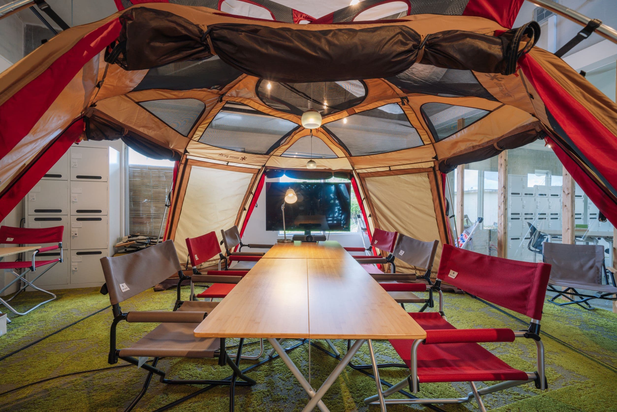 キャンピングルーム