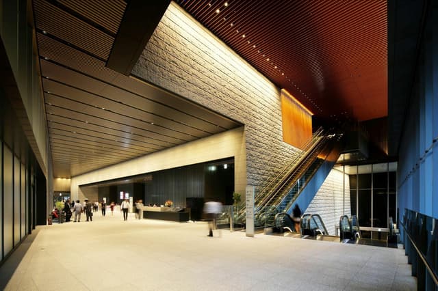 外観_エントランス