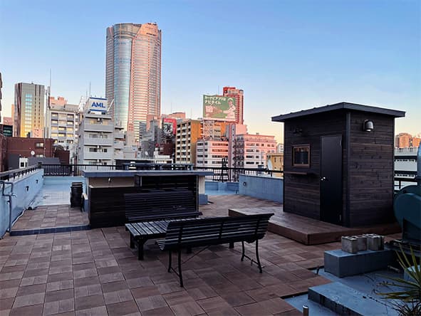 屋上がイチオシです!