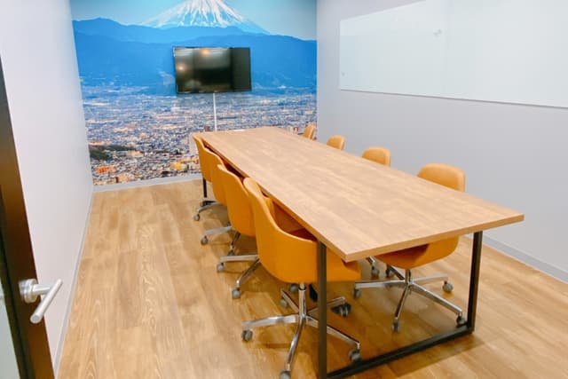 共用部_3つの規模の会議室を用意しております。