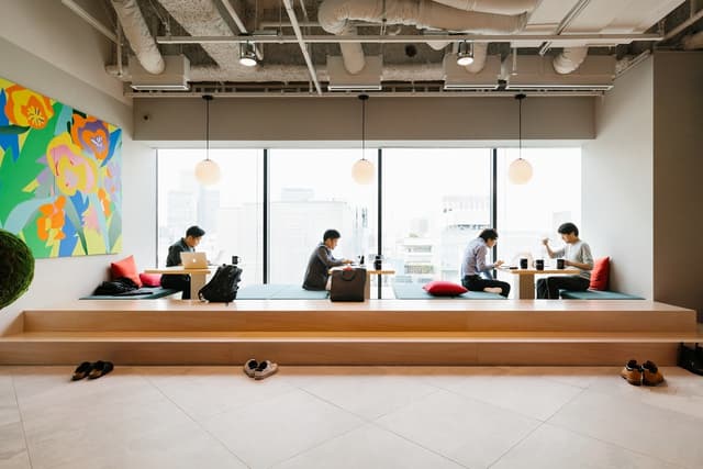 共有部_ミーティングスペース。©WeWork ※写真はイメージです。
