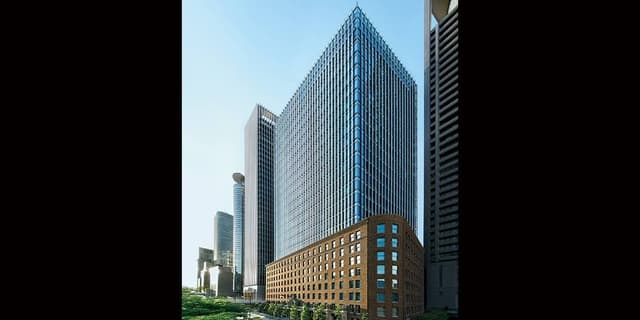 外観_渡辺橋より徒歩2分の場所にあります。※画像はイメージです。©Regus