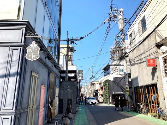 近隣の飲食店_北海道食市場 丸海屋 福岡本店 (徒歩1分)