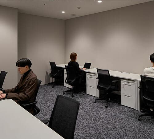 専有部_個室。家具、Wi-Fi完備ですぐにビジネスをスタートできます。