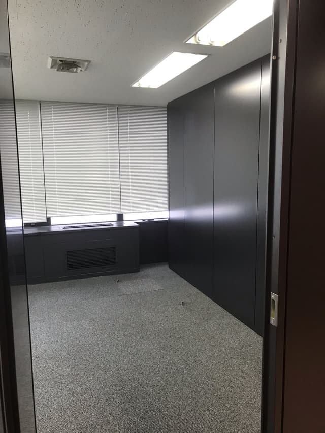 ワークスペース_各個室施錠が可能なのでセキュリティー面も安心です