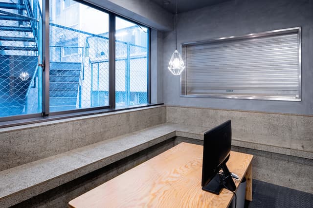 会議室_各会議室にモニターが完備されています